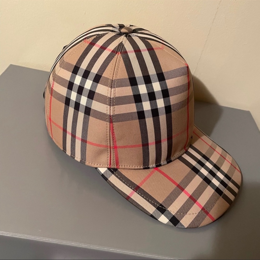 Burberry baseball hat